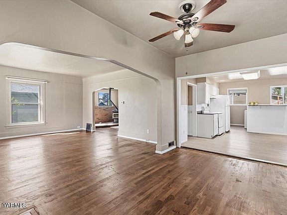 4th image of 706 S 14th Ave