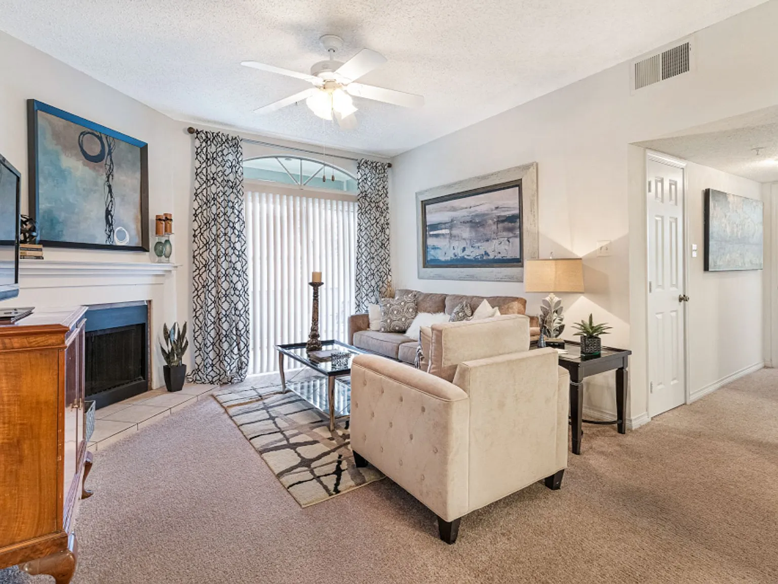 Lakes of Chateau Estates South — Photo 2