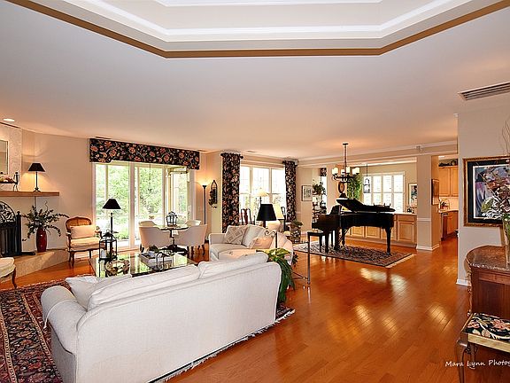 5th image of 13683 Roosevelt Dr