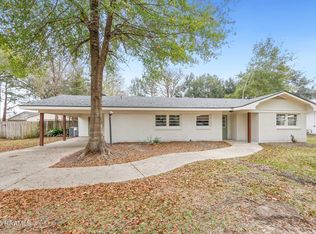 129 Plantation Dr, New Iberia, LA 70563