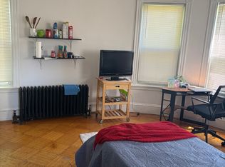 96 College Ave #1F, Somerville, MA 02144