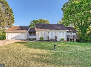 4805 Woodway Dr, Stone Mountain, GA 30088