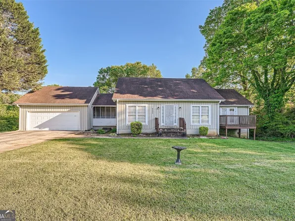 4805 Woodway Dr, Stone Mountain, GA 30088