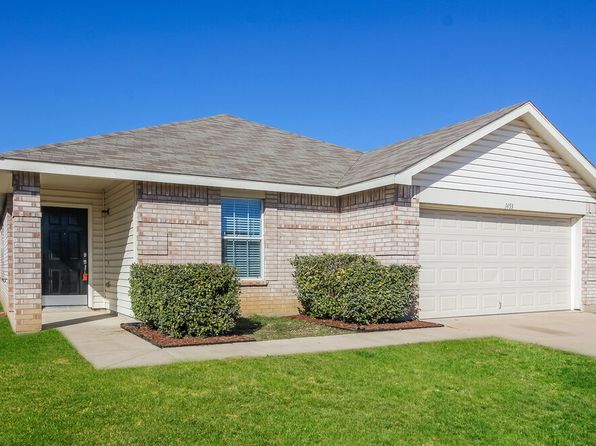 1453 Castle Ridge Rd