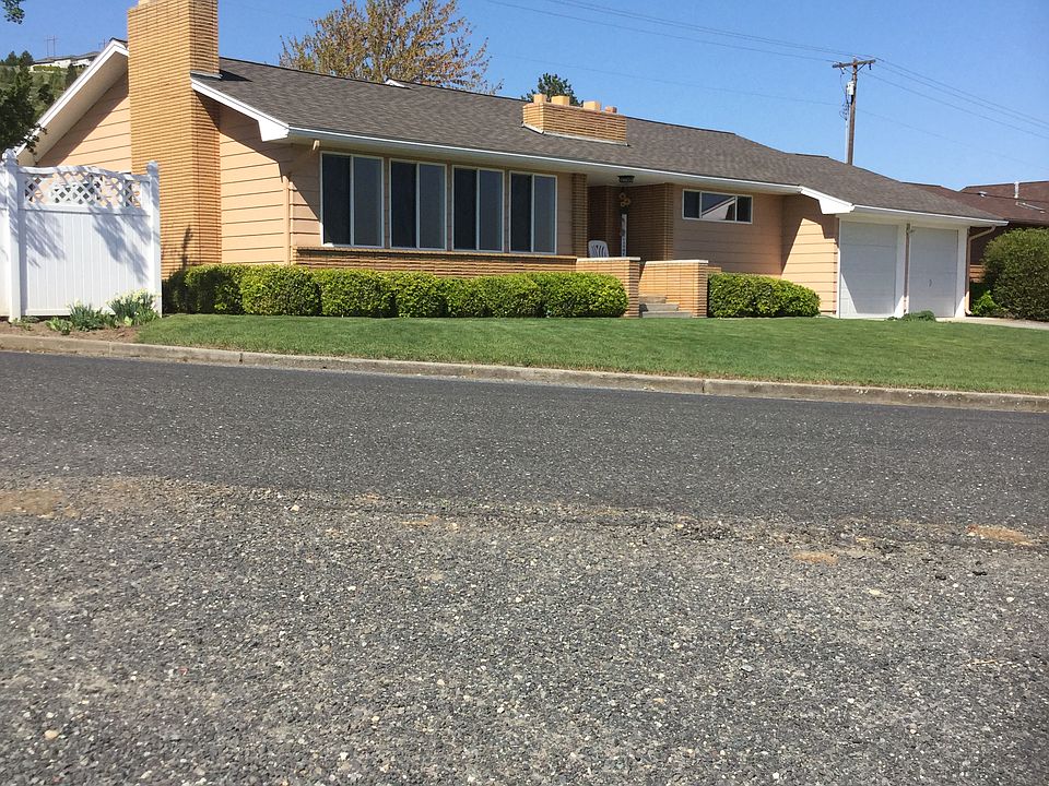 Street View from semi circle