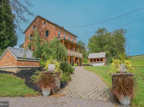 2605 Buffalo Valley Rd, Spring Grove, PA 17362
