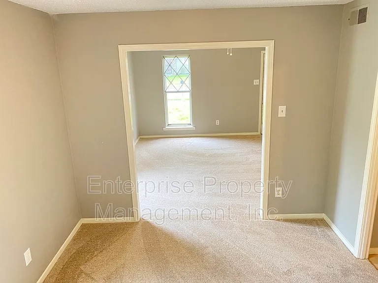 3681 Barberry St — Photo 8