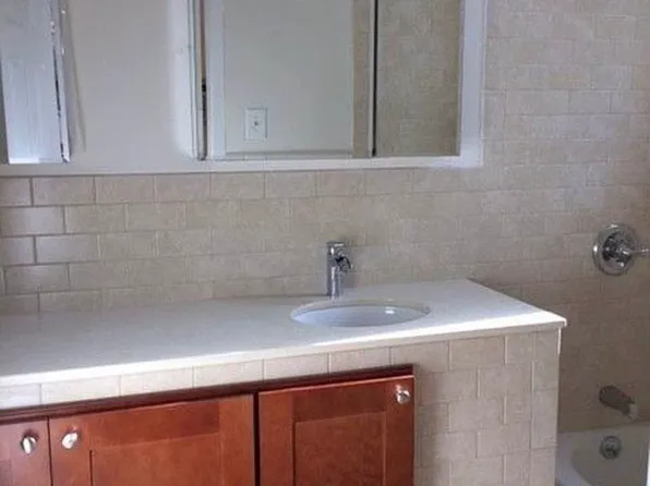 3403 Riverdale Avenue image 11 of 12