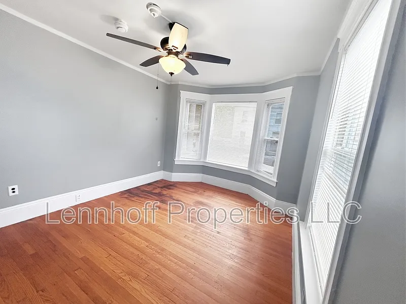 25 Portland St — Photo 3
