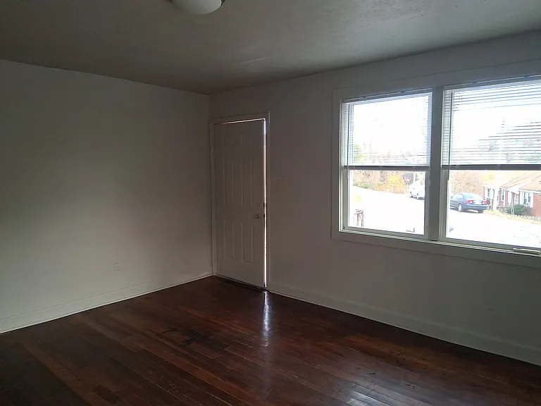 223 Carson Ln #223 — Photo 10