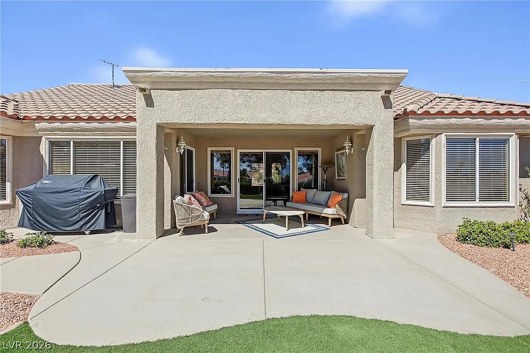 2 bed, 2.0 bath, 1653 sqft, $3,495 — Photo 3
