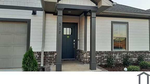 2nd image of 300 Susan Lynn Dr