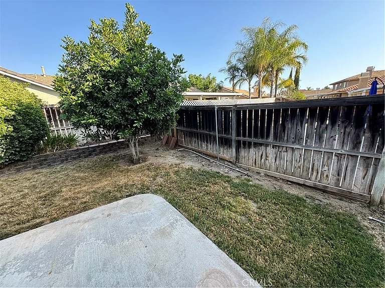 36168 Leeds St — Photo 34