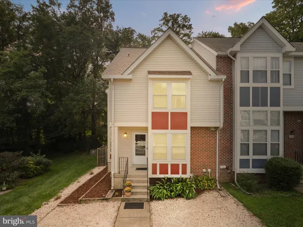 5486 Stavendish St, Burke, VA 22015