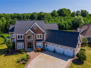 44 Watersong Trl, Webster, NY 14580