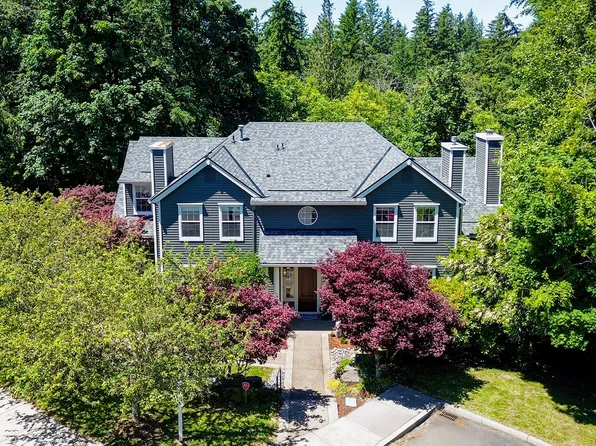 10509 NW Barclay Ter, Portland, OR 97231