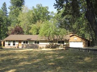 191 Shasta Ave, Mount Shasta, CA 96067