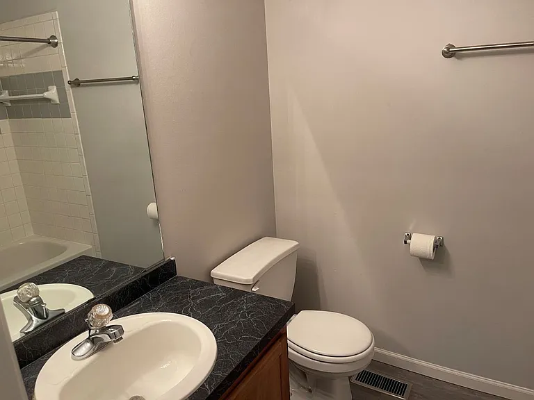 6107 Naschette Pkwy — Photo 5
