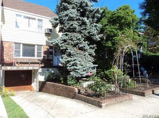 4225 Marathon Pkwy, Flushing, NY 11363