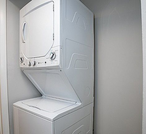 In Unit Washer and Dryer