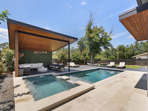 2nd image of 5004 Highland Ct