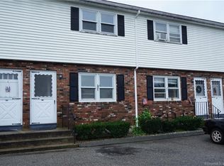 37 Clark Ln APT B, Griswold, CT 06351