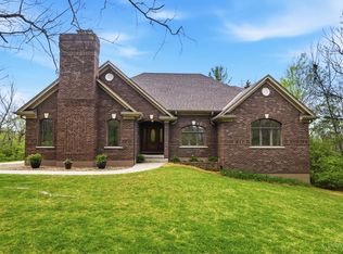 5739 Squirrelsnest Ln, Cincinnati, OH 45252