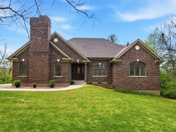 5739 Squirrelsnest Ln, Cincinnati, OH 45252