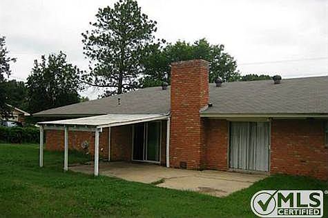 2nd image of 209 Meadowbrook Dr