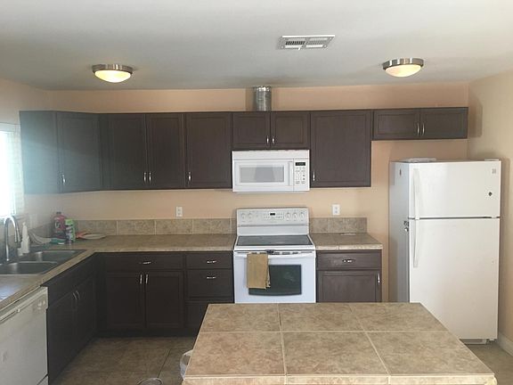 2nd image of 52625 Avenida Vallejo