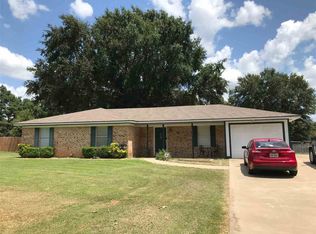 2888 Matt Dr, Longview, TX 75605