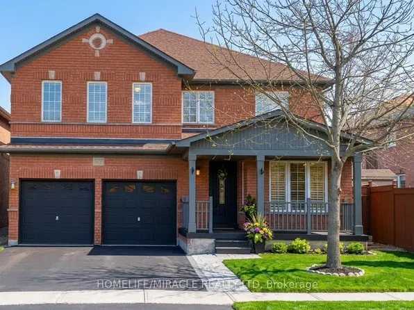 65 Fairhill Ave, Brampton, ON L7A 2E8