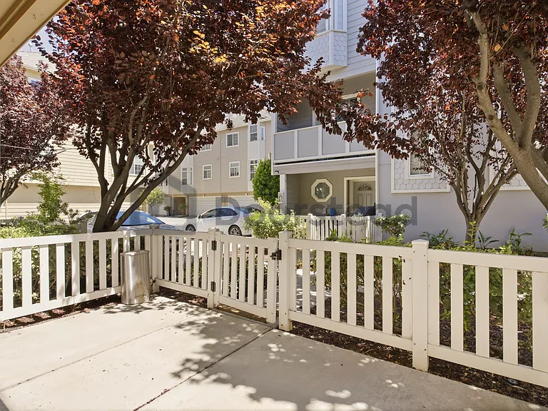 2414 Falk Ct — Photo 8