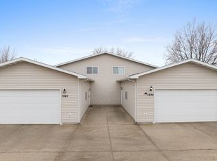 1932 16th St NW, Minot, ND 58703