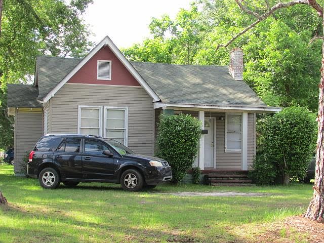 2nd image of 411 Mosley St