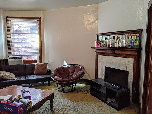 Large living room.