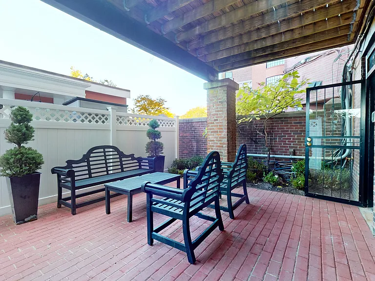 290-291 Beacon St #3 — Photo 15