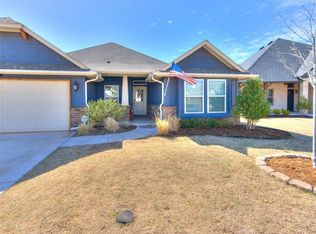 18433 Autumn Grove Dr, Edmond, OK 73012