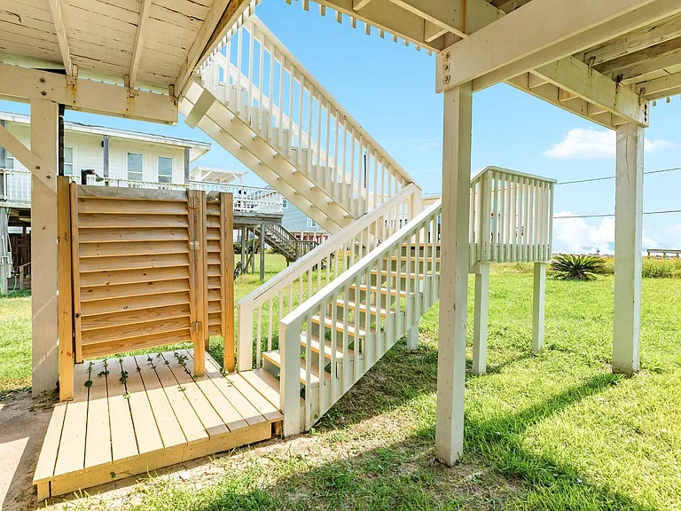 805 Seashell Dr — Photo 22
