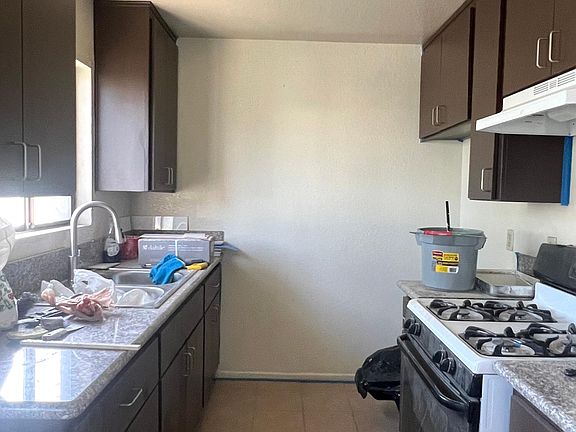 Kitchen ( Under repair)