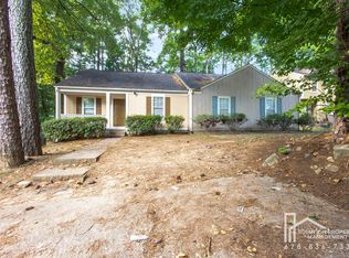 365 Pleasant Oak Ct SW, Marietta, GA 30008