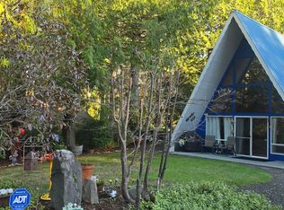 71 E Canyon View Rd, Belfair, WA 98528