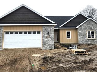 13540 Marjorie Dr, Grabill, IN 46741