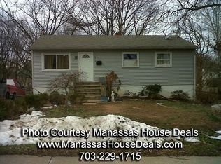 8012 Mace Cir, Manassas, VA 20111