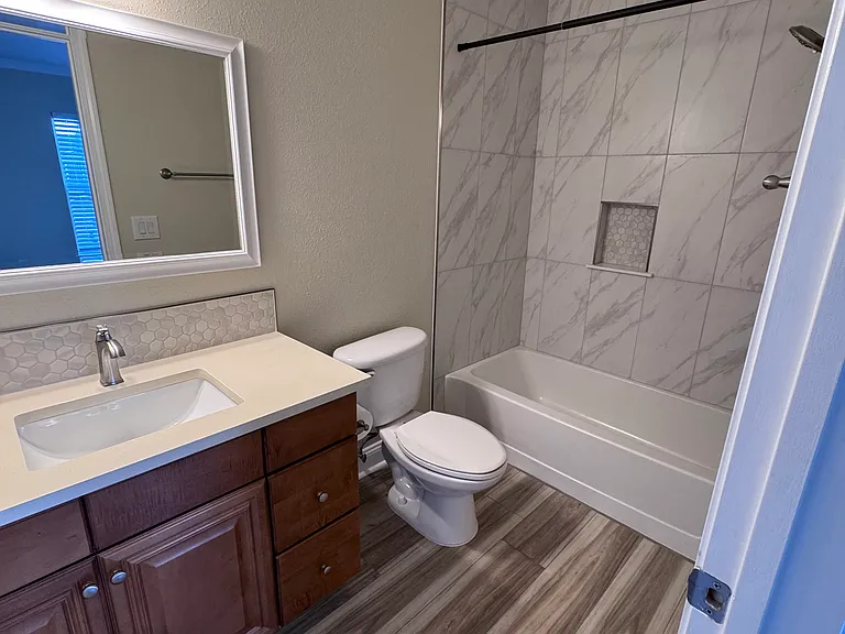 Private guest bathroom.