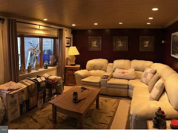 4th image of 3411 Chalfont Dr
