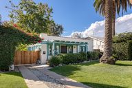 photo property thumbnail