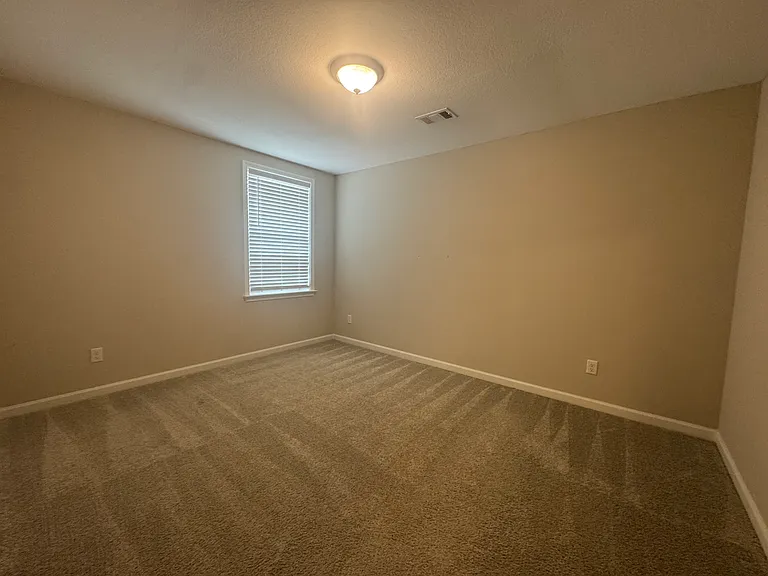 8808 Sullivans Dr — Photo 16