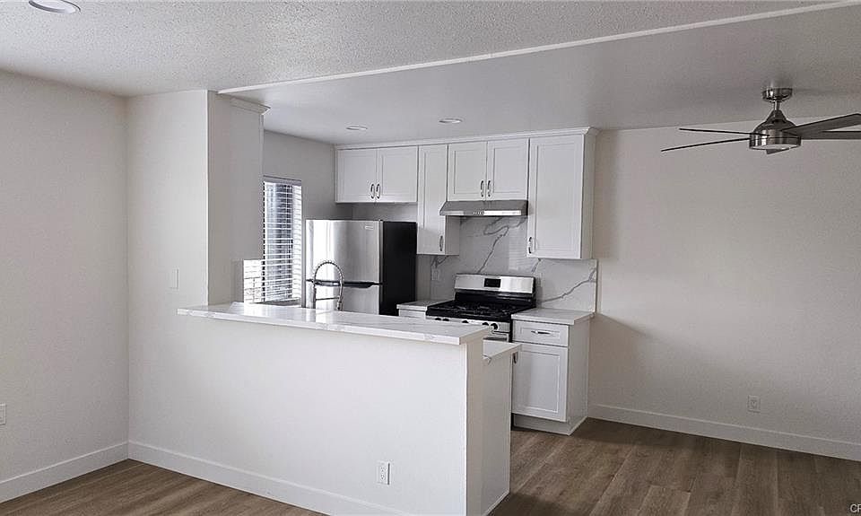 1st image of 3910 E 11th St #3910
