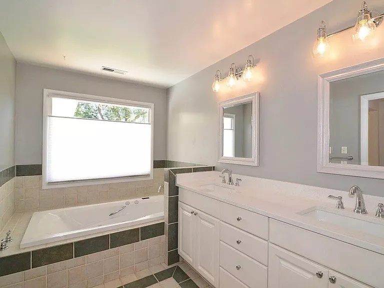 1025 Dead Run Dr — Photo 31